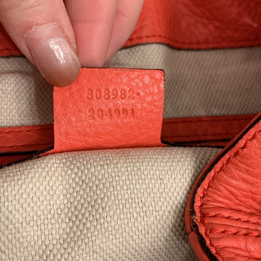 Authentic Gucci soho chain purse - Picture 8 of 10